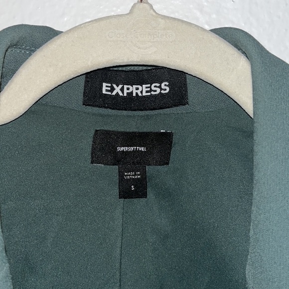 Beautiful Green blazer - Size S - Picture 4 of 5